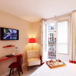 Eden **** Paris